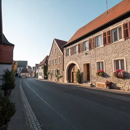 Neu Maison Eveline Mit Haestens Betten & Privat - Chez Douverne *